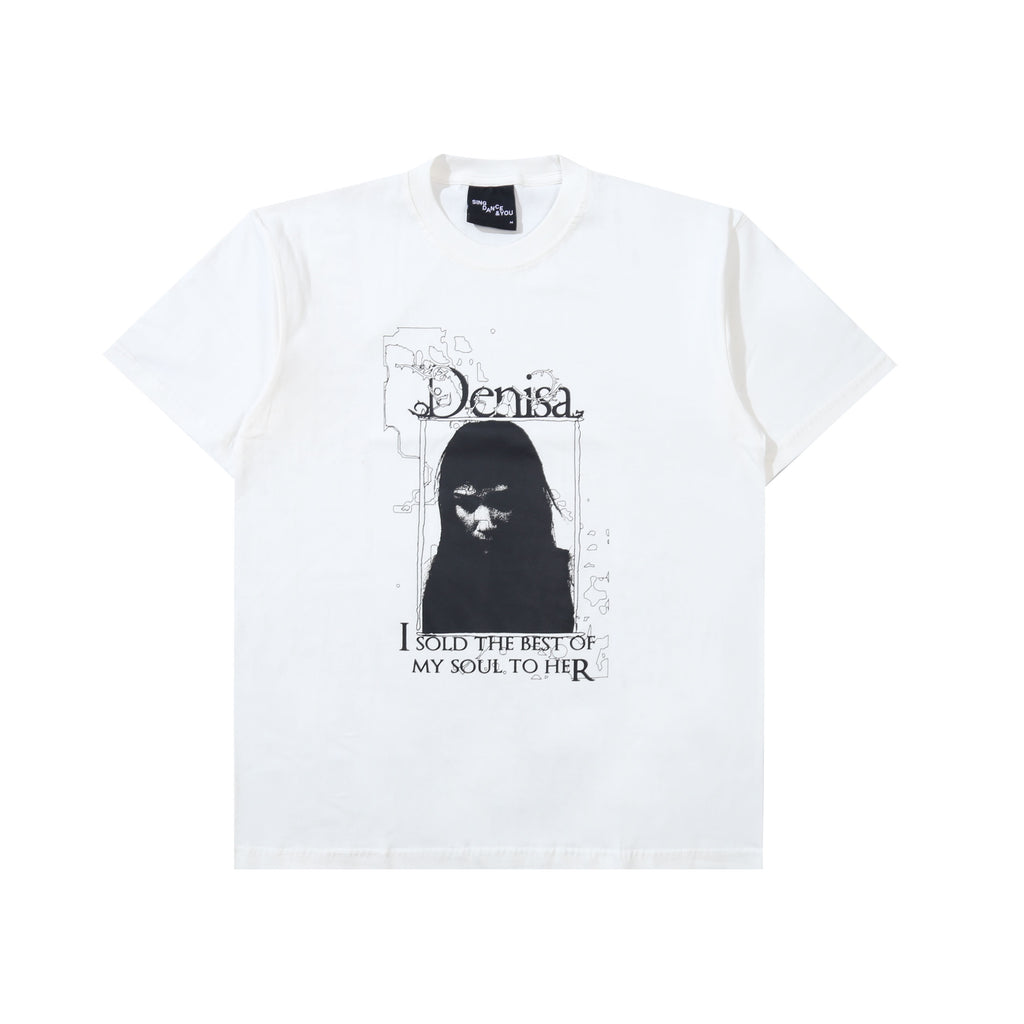 Denisa - Potrait of Den - T-Shirt - Regular Tee - Broken White