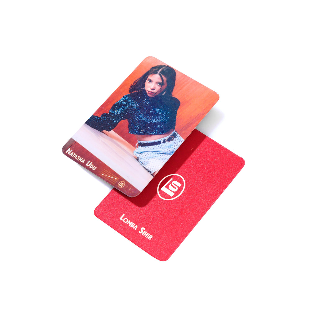 Lomba Sihir - Obrolan Jam 3 Pagi - Photocard Pack - Maroon