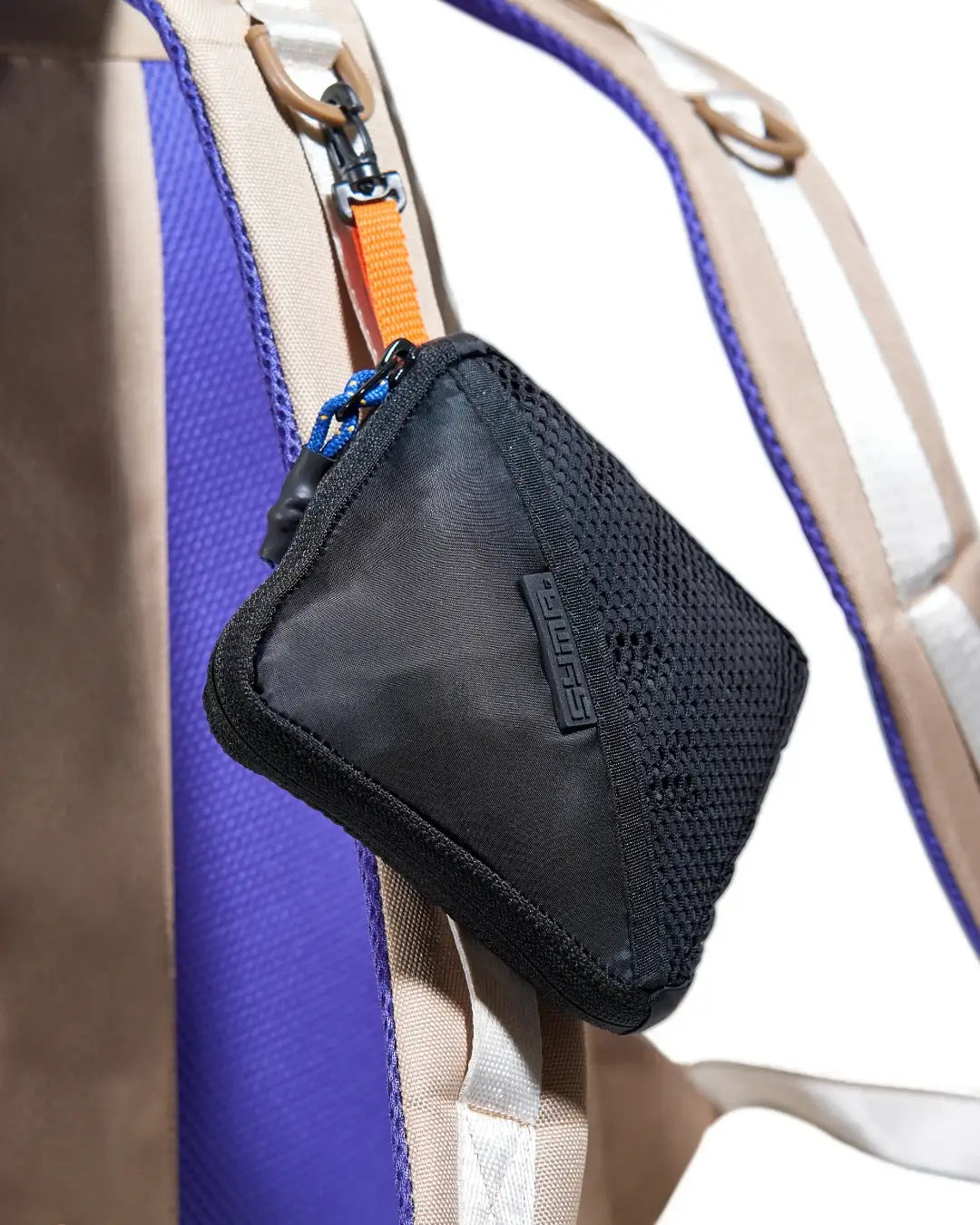 SYMA.  Daytripper Rain Cover Bag
