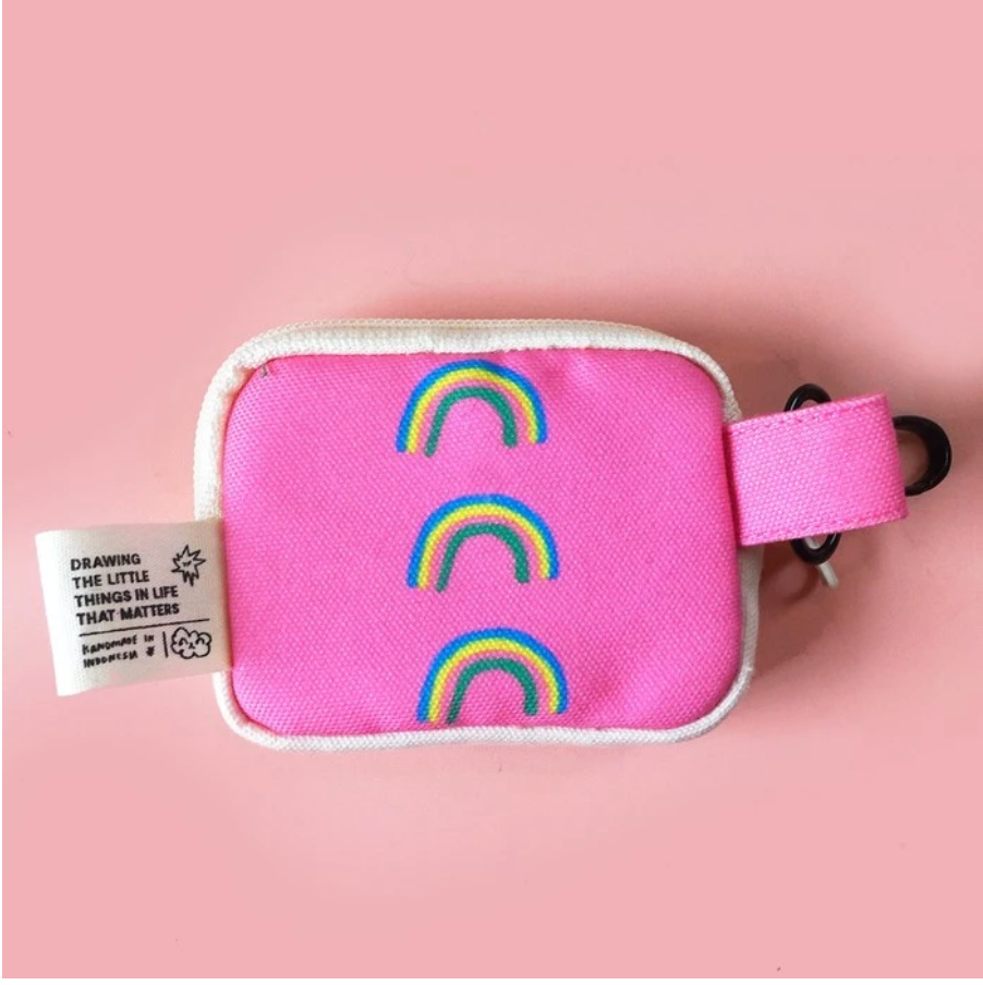 Liunic - Touching Grass - Card Pouch
